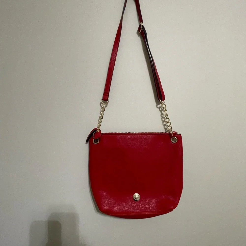 Carlos by Carlos Santana Red and Gold Crossbody Bag~Faux Leather